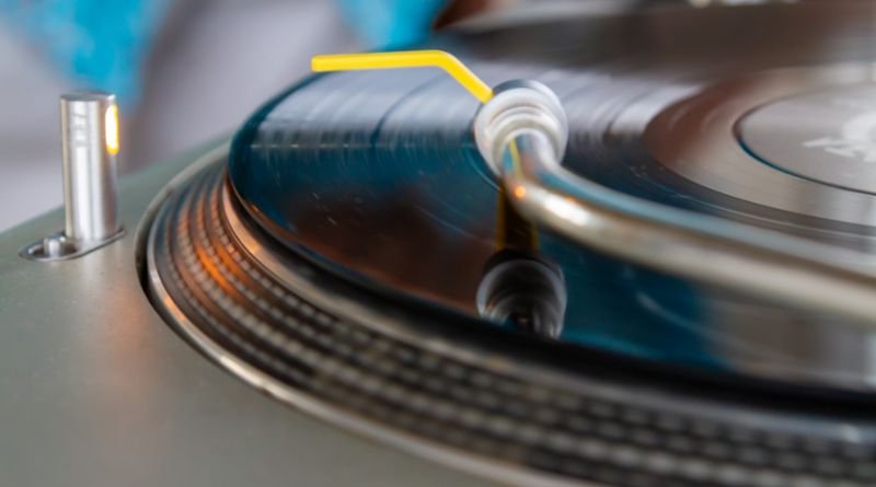 The Evolution of Music Production: From Analog to Digital